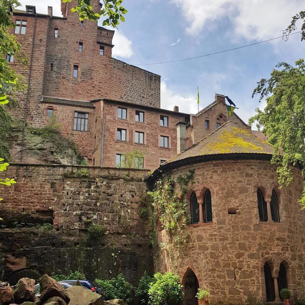 “Burg Berwartstein” bei Erlenbach bei Dahn in der Pfalz