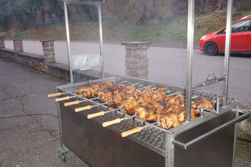 Hähnchen vom Grill - Restaurant Sankt Germanshof in Bobenthal in der Südwestpfalz